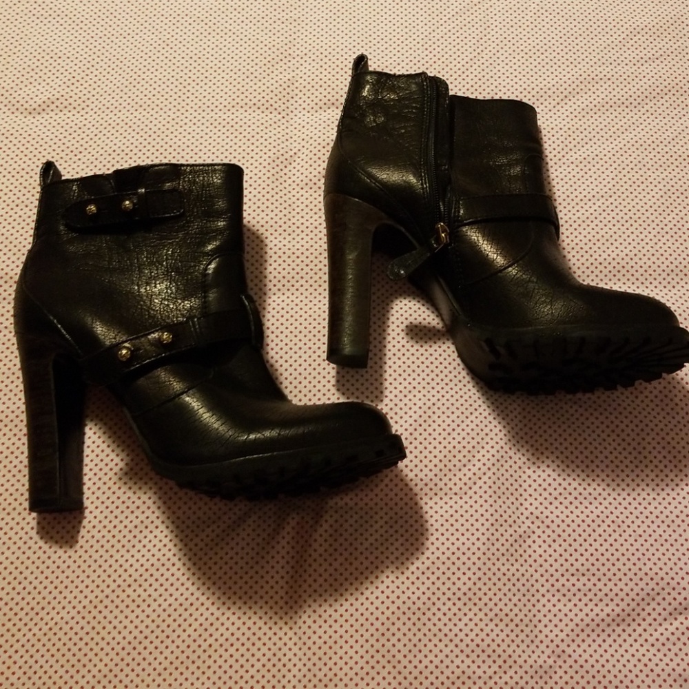 Tory Burch boots
